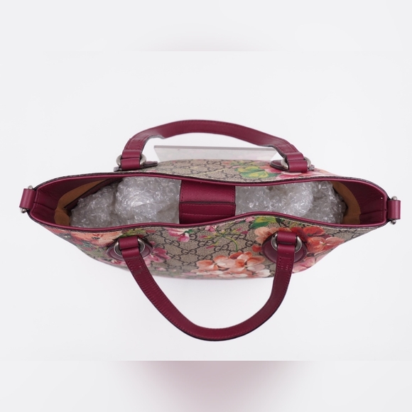 ❌️❌️SOLD❌️❌️BZ33 💚 Gucci Soft GG Supreme Monogram Blooms - Picture 11 of 15